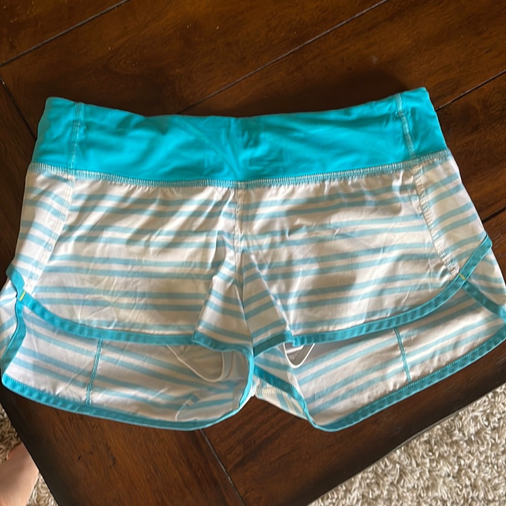 Lululemon speed shorts size 6